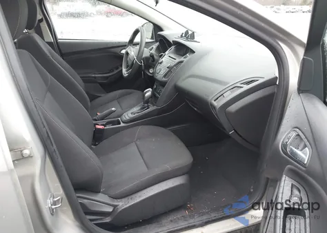 2015 Ford Focus Se z USA, uszkodzony, nr VIN 1FADP3F20FL202616